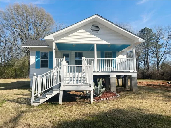 121 Cotton St, Robeline, LA 71469