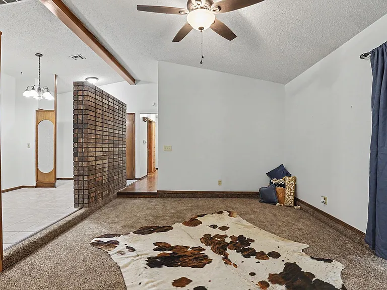3917 Clendon Way — Photo 2