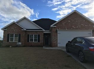 204 Hunts Landing Dr, Kathleen, GA 31047