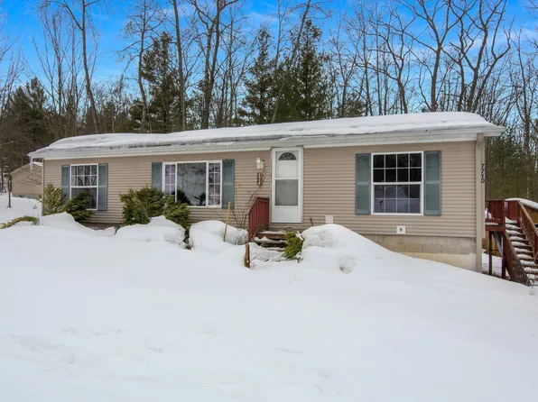 7710 East St, Interlochen, MI 49643