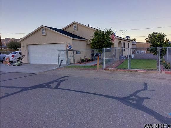 1st image of 941 Sandy Beach Dr