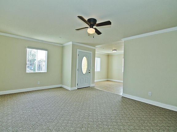 4th image of 419 E 64th St