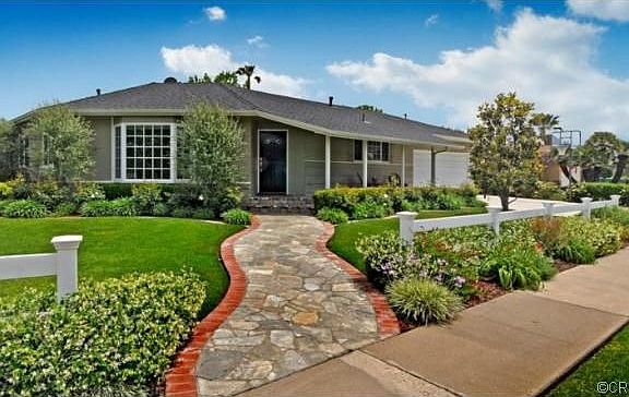 5th image of 18002 Lassen Dr