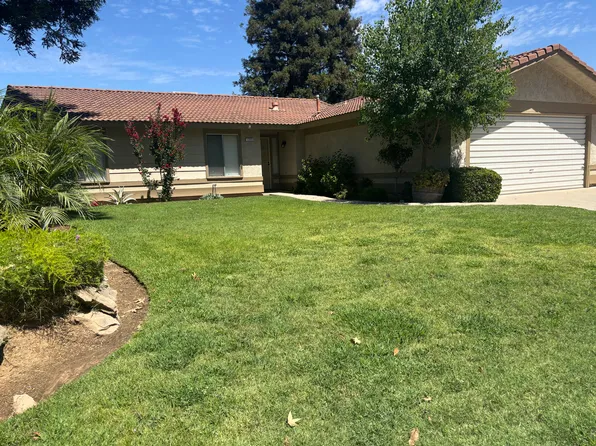 1355 Palo Alto Ave, Clovis, CA 93612