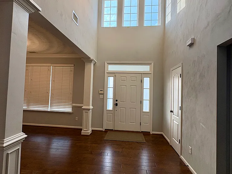 2324 Talvera Pl — Photo 2
