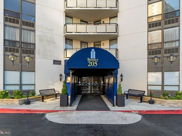 205 E Joppa Rd APT 304, Towson, MD 21286