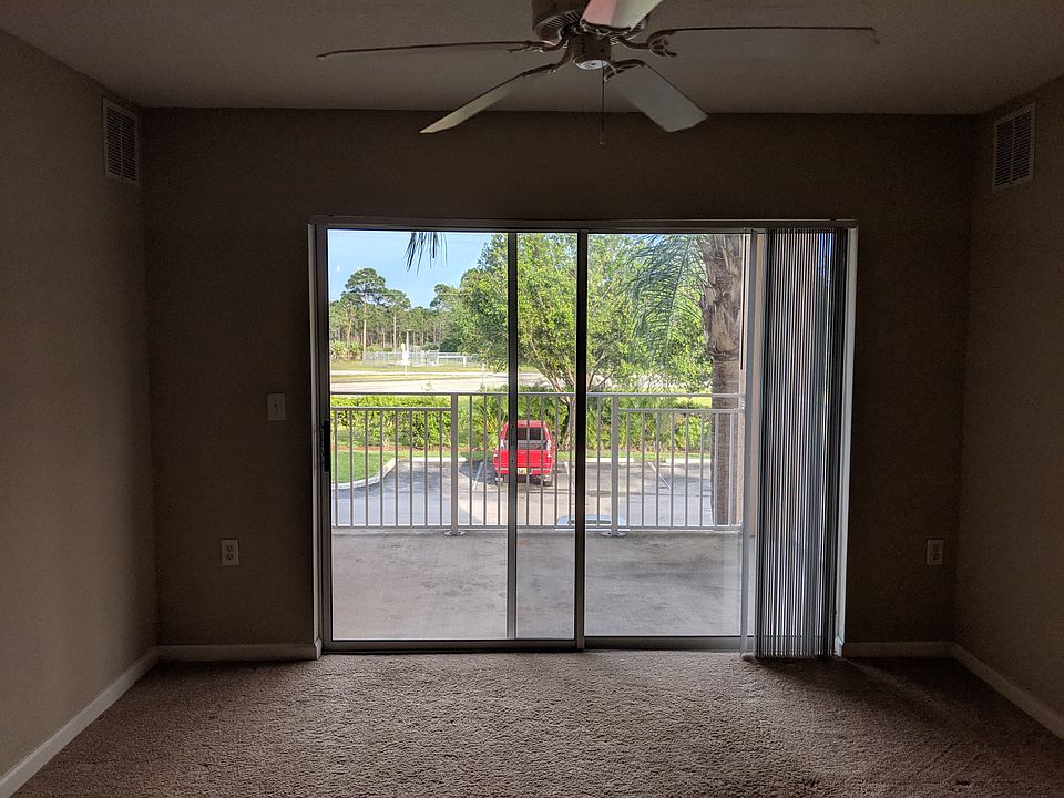 2nd image of 271 SW Palm Dr APT 203