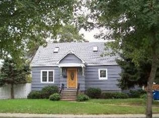 1045 E 166th St, South Holland, IL 60473