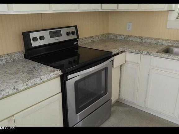 4th image of 1252 NORTH SHORE Drive