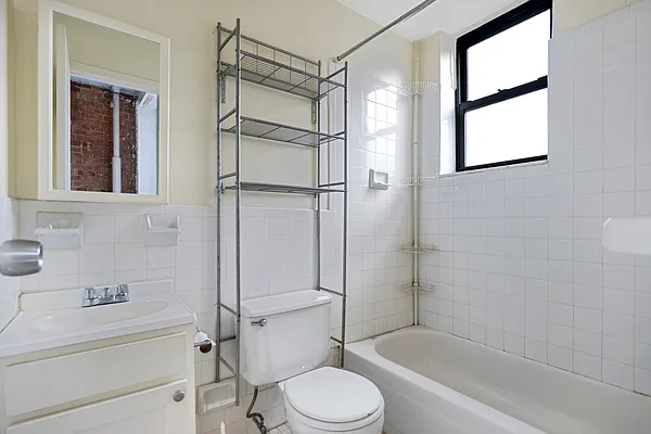 Rented by Compass | media 36