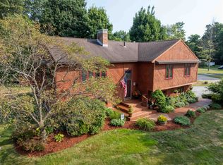 133 Timberlake Dr, Colchester, VT 05446