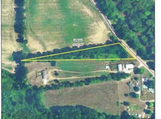 Robinson Rd, Cassopolis, MI 49031