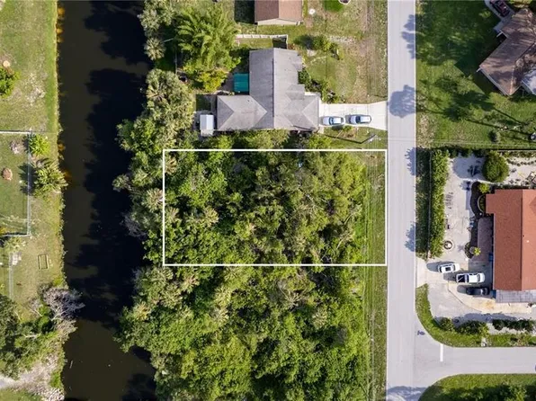 1556 Birchcrest Blvd #74, Pt Charlotte, FL 33952