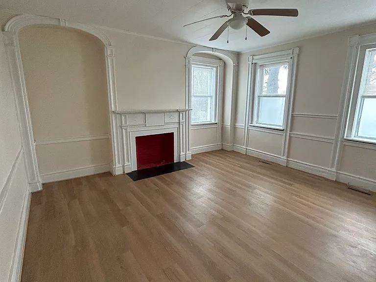 255 Center Bay — Photo 22