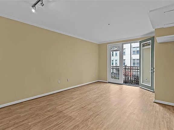 3rd image of 1000 Providence Pl APT 219