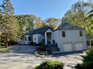 4 Springwood Ter, Kinnelon, NJ 07405