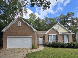 7803 Harrington Woods Rd, Charlotte, NC 28269