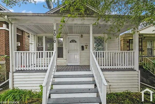 7010 S Claremont Ave — Photo 1