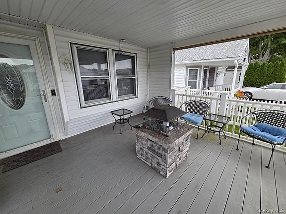 3rd image of 69 Dogwood Lane