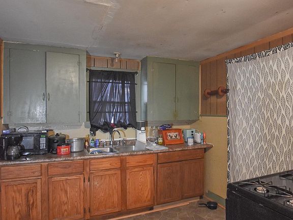 5th image of 1021 S Academy Ave