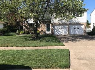 1724 Skyline Dr, Lorain, OH 44053