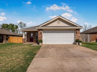 1002 Copperas Bnd, Caldwell, TX 77836