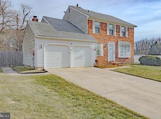 19 Devonshire Ct, Sicklerville, NJ 08081