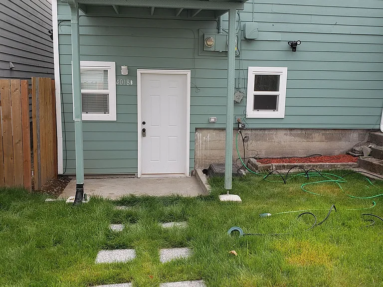 4016 Hoyt Ave #B — Photo 5