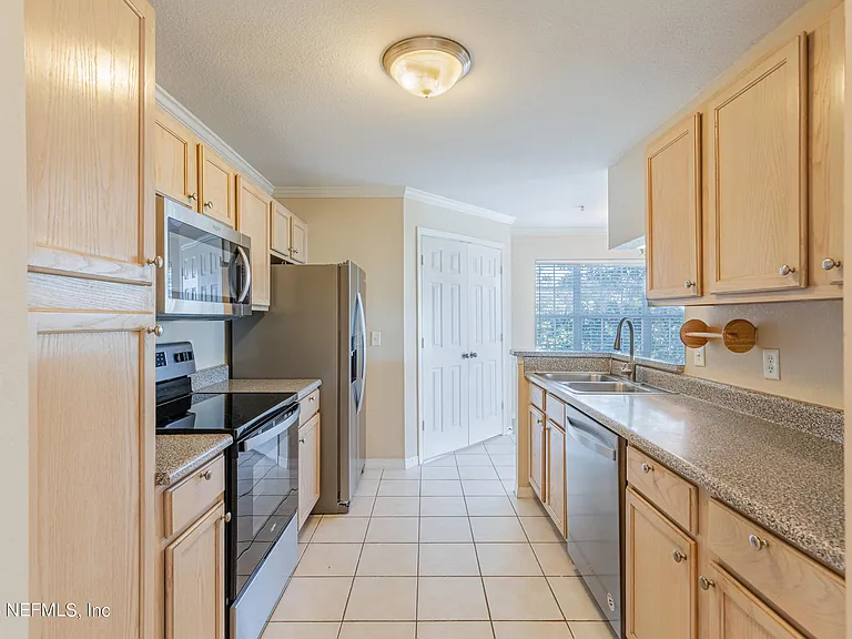 7800 Point Meadows Dr #1232 — Photo 15