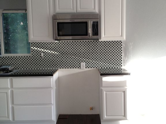 4th image of 1429 N Cabrillo Ave