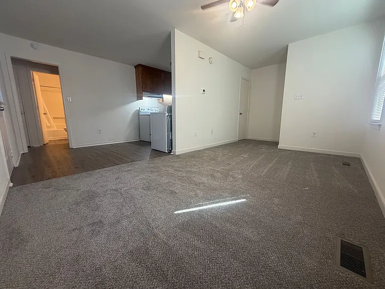 24000 Sequoia Rd — Photo 5