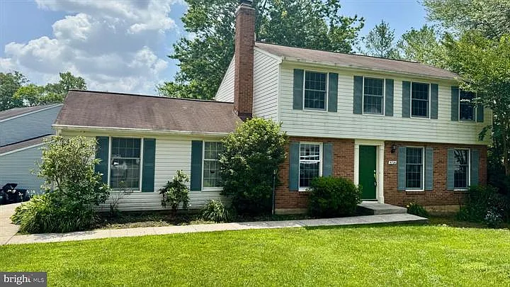 4 bed, 3.5 bath, 2144 sqft, $3,880 — Photo 1