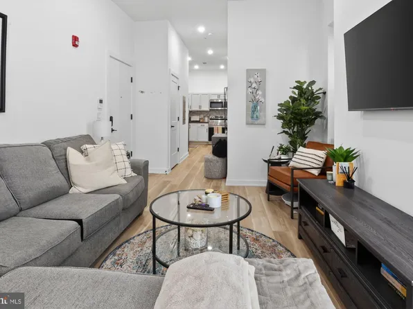 1415 Locust St, Philadelphia, PA