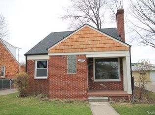 22334 Gaukler St, Saint Clair Shores, MI 48080