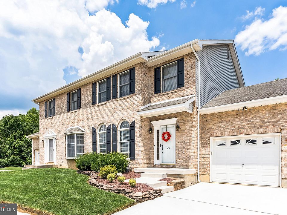 1st image of 29 Mystic Dr