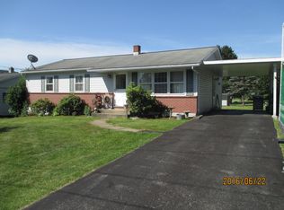 145 Park Ln, Northumberland, PA 17857