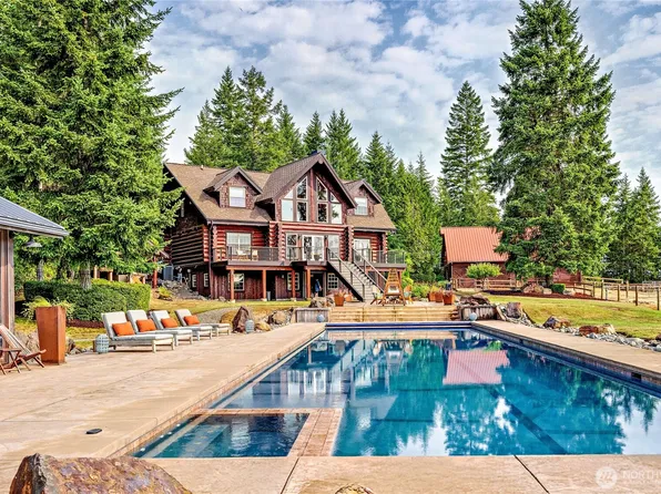 23361 W Ludvick Lake Drive, Seabeck, WA 98380