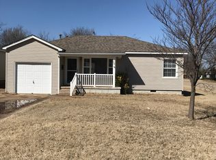 28 E Midland St, Shawnee, OK 74804