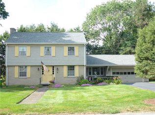 61 Metcalf Dr, Cumberland, RI 02864