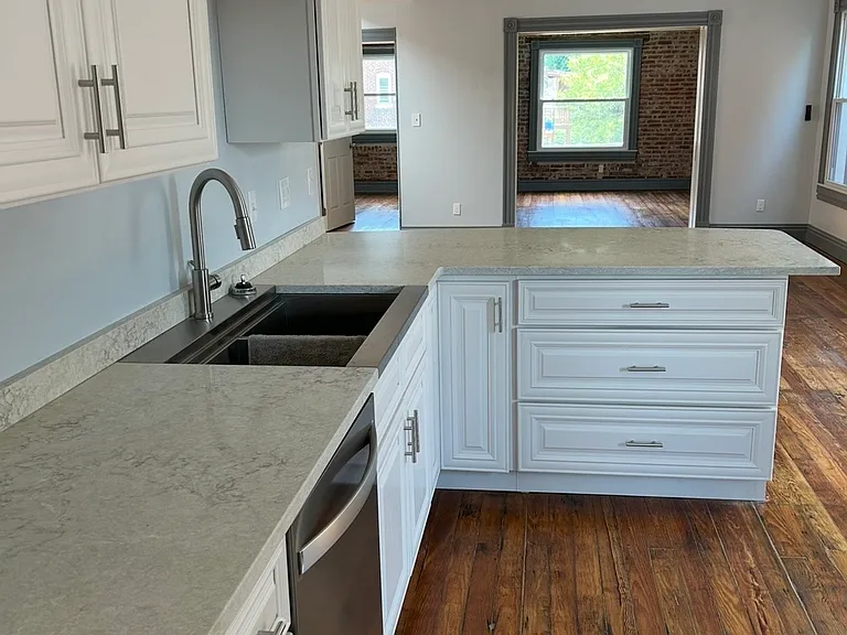 2139 California Ave #2-F — Photo 3