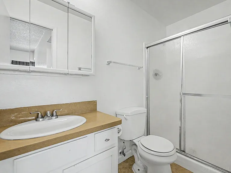4522 N 15th Ave — Photo 18