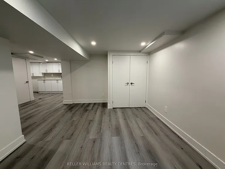 9 Sanderson Rd #LOWER — Photo 16