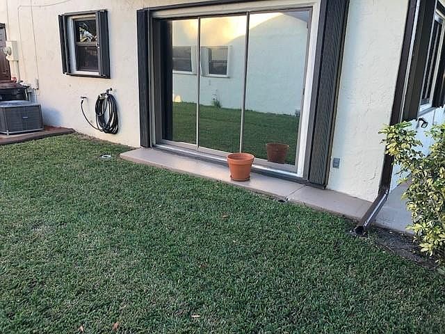 2nd image of 6139 Lakemont Circle