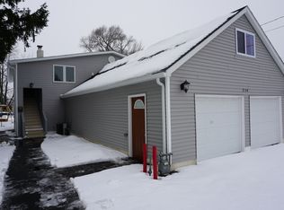214 S Lew St, Plano, IL 60545