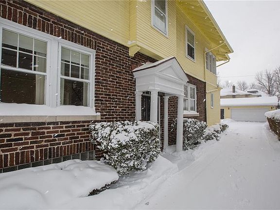 2nd image of 334 Woodbridge Ave