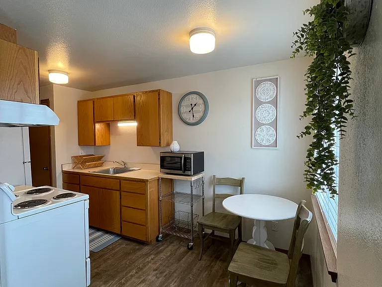 116 E Dewberry Ave #5 — Photo 6