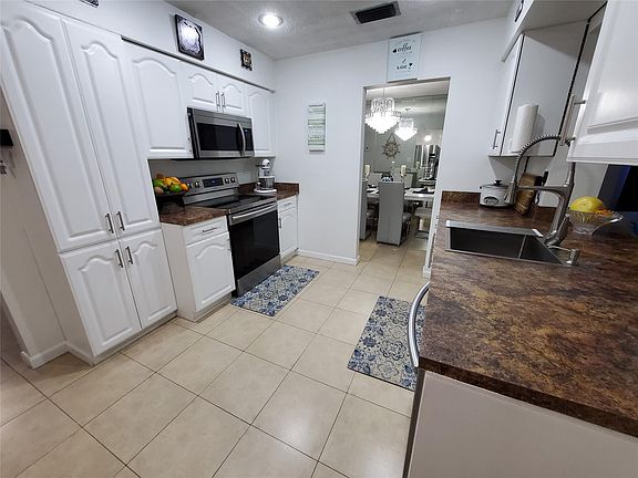 5th image of 9110 NW 72nd Street
