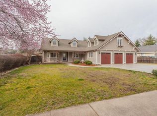 3013 Park Pl, Anderson, CA 96007