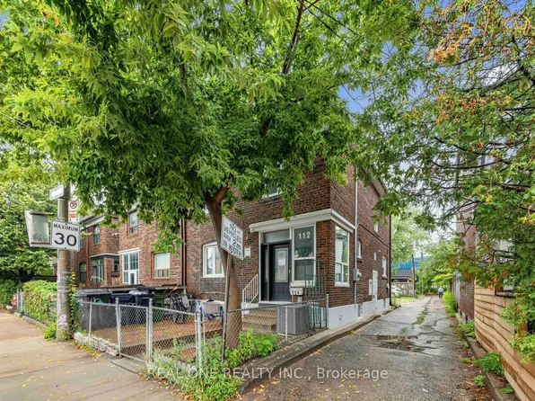 112 Oxford St, Toronto, ON M5T 1P3