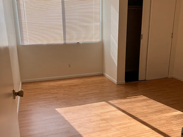 3882 Terrazzo Ave — Photo 4